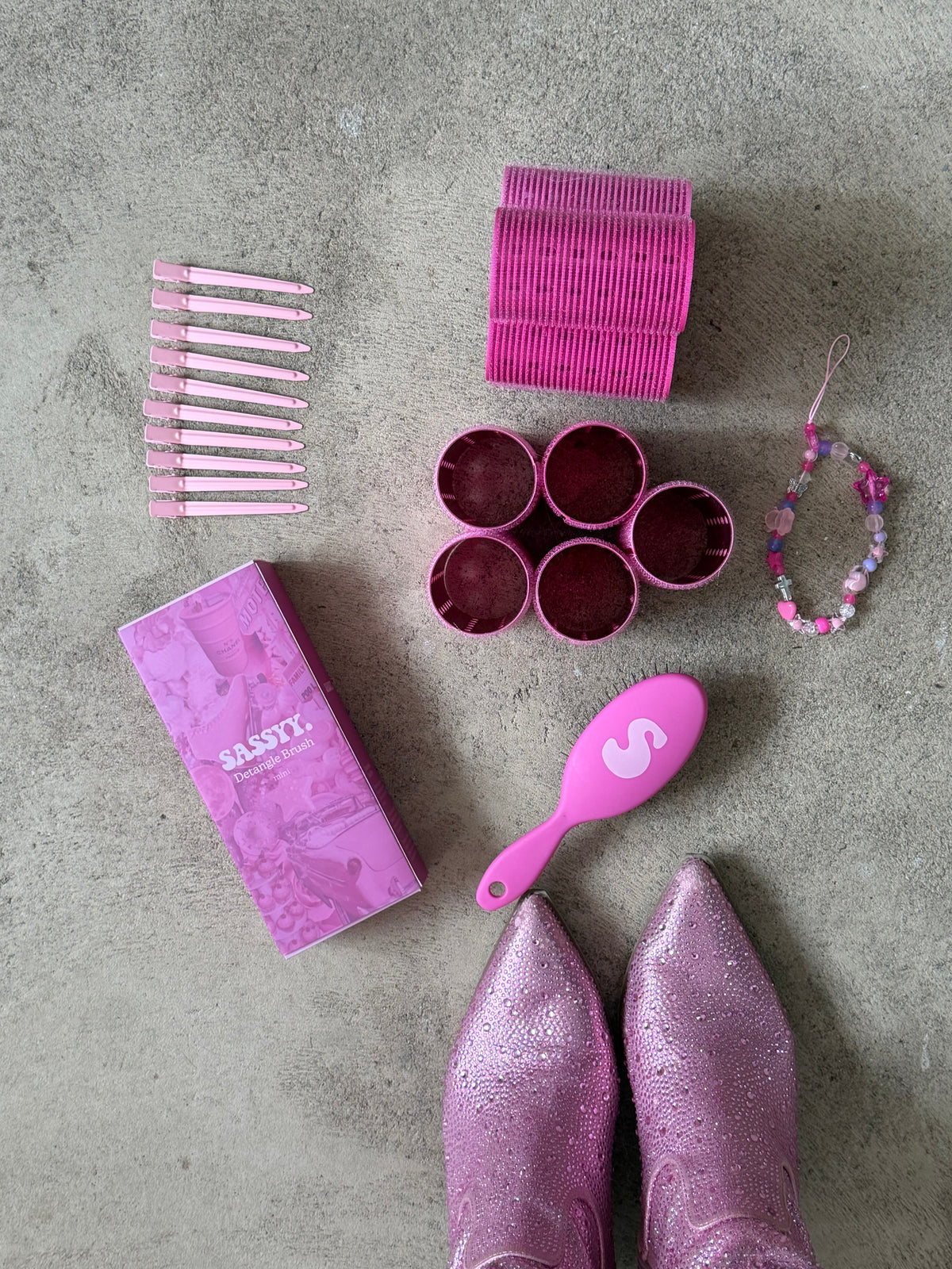 MINI SASSYY BRUSH.