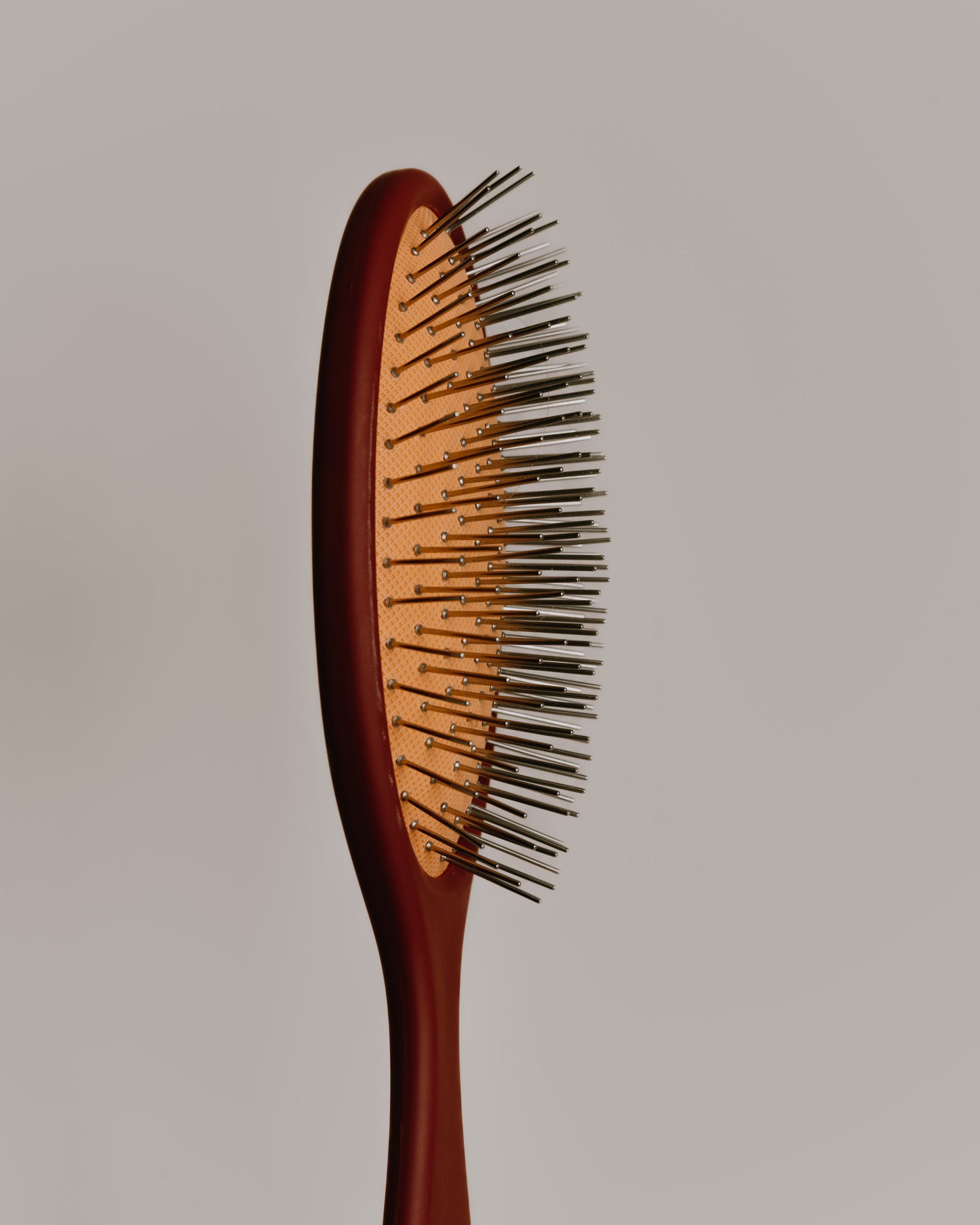 The Sassyy. Detangle Brush