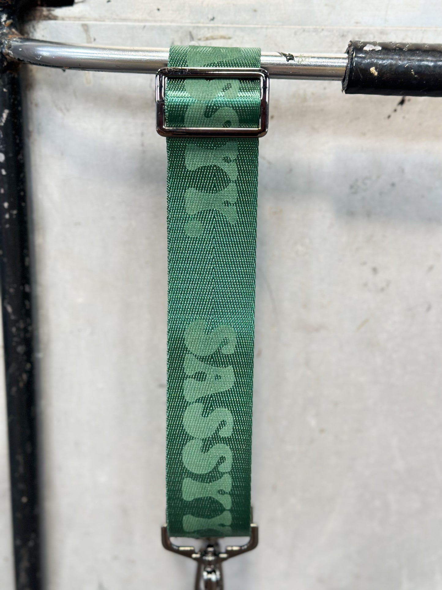 Sassyy. Apron Straps